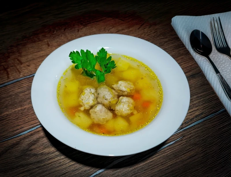 Суп картофельный с фрикадельками 