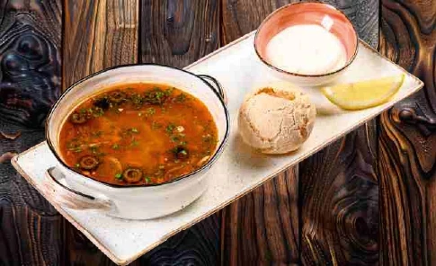 Солянка мясная 