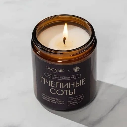 Ароматическая свеча "Пчелиные соты"