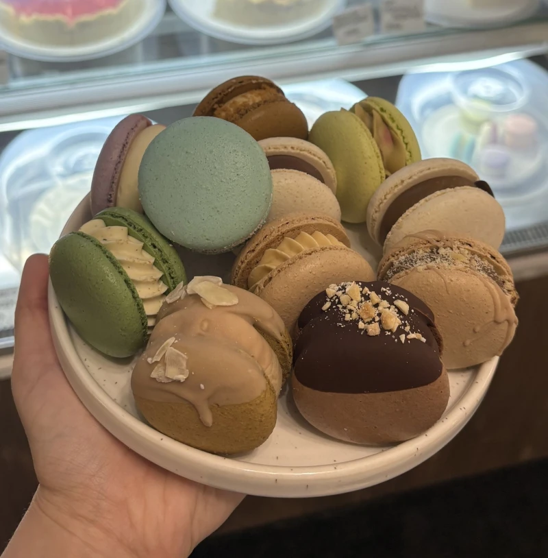 макаронс
